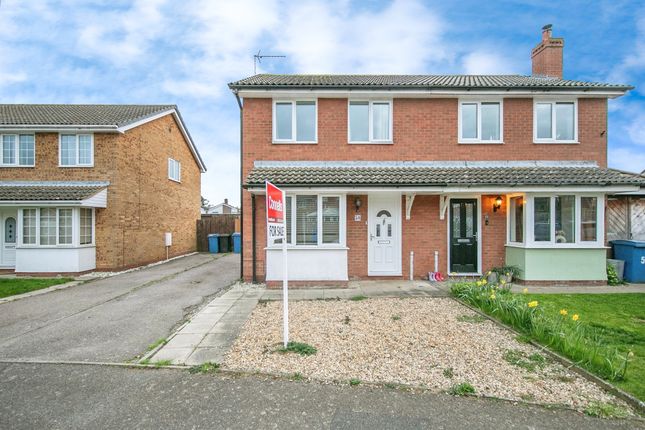 3 bedroom semi-detached house for sale