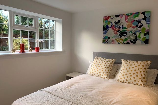 Homefield Close, Surrey RH6 5 bed end of terrace house for sale