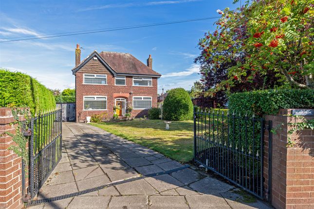 Chester Road, Grappenhall, Warrington 3 bed detached house for sale