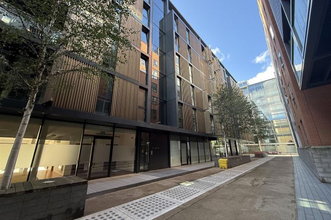 Burton Place, Manchester 2 bed flat for sale