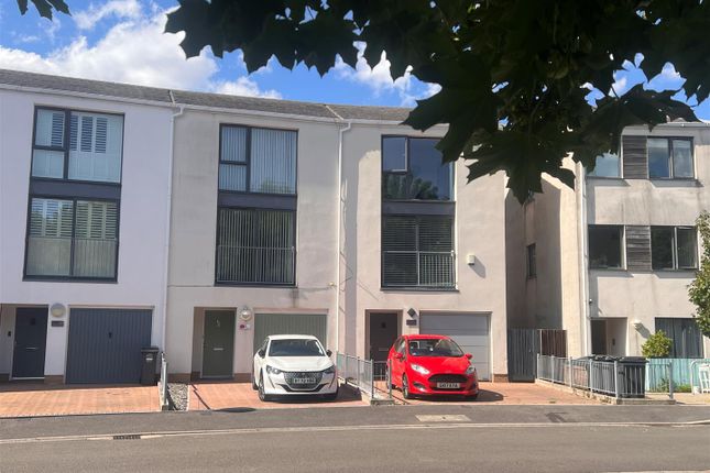 Pennant Place, Portishead. 4 bed terraced house for sale