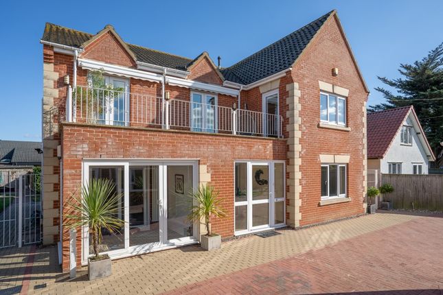 Harpers Lane, Bradwell 4 bed detached house for sale