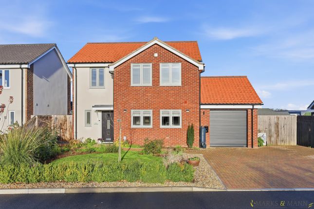 Field View, Rattlesden, Bury St... 3 bed detached house for sale