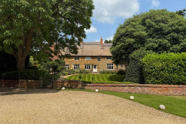The Green, Clipston, LE16 5 bed detached house for sale