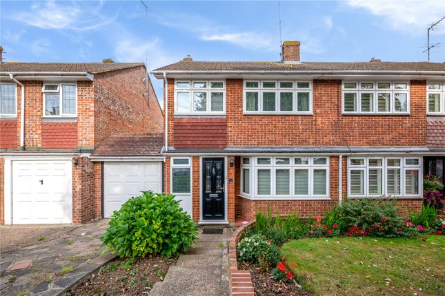 Cedar Drive, Sutton At Hone... 3 bed semi