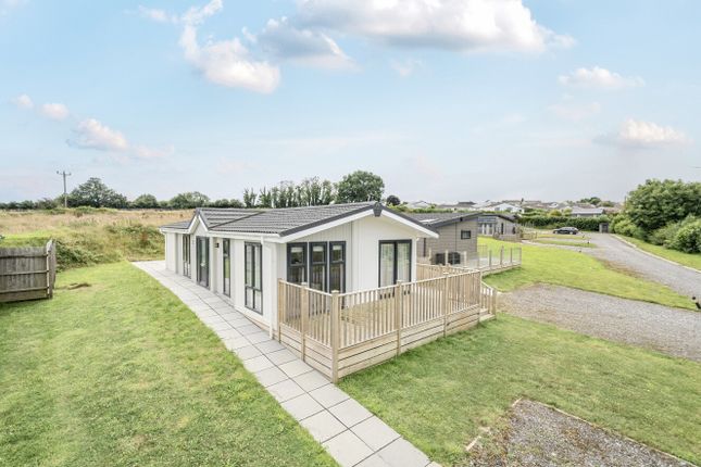 2 bedroom detached house for sale