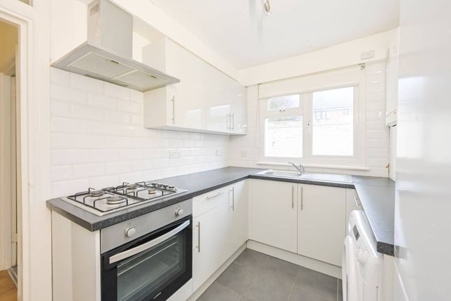 Brighton Avenue, Walthamstow, London... 1 bed flat for sale