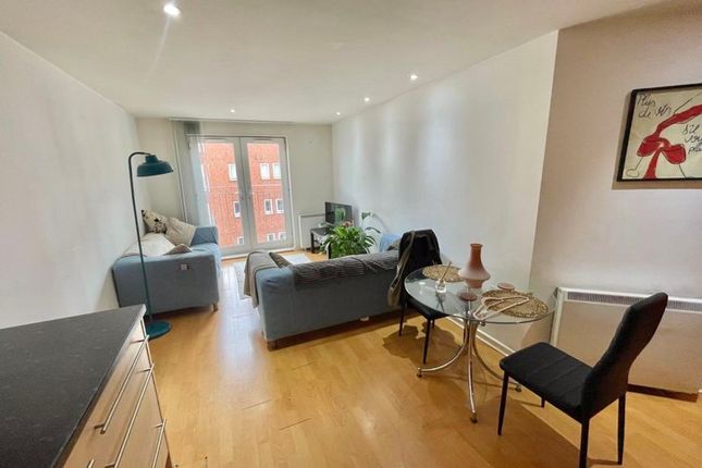 2 bed flat