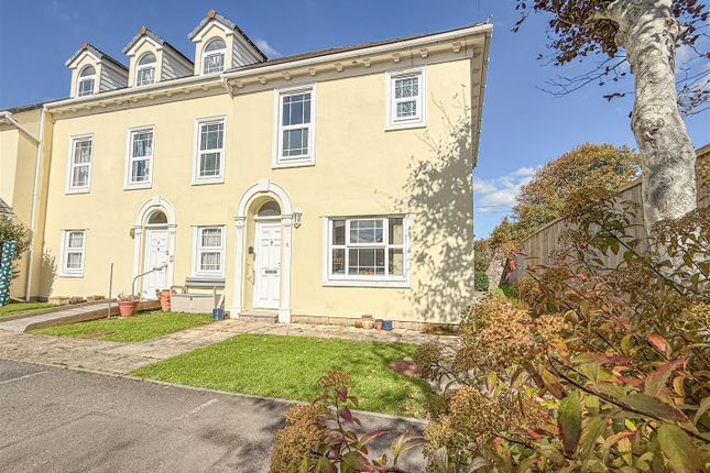 Bay View Road, Northam, Bideford 2 bed semi