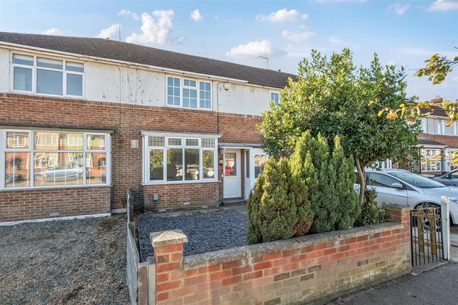 Wendover Drive, Bedford 2 bed terraced house for sale