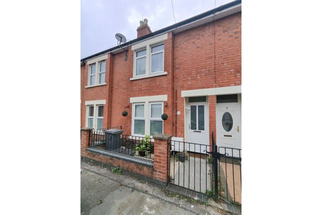 3 bedroom terraced house for sale