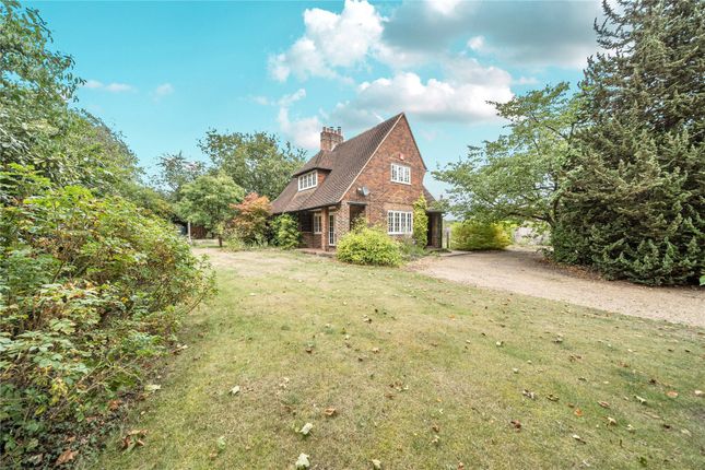 Wisley Lane, Wisley, Surrey, GU23 3 bed detached house for sale