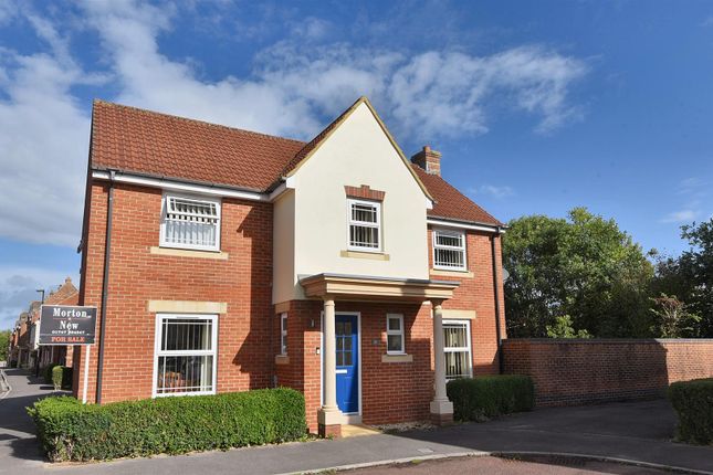 Fern Brook Lane, Gillingham 4 bed detached house for sale
