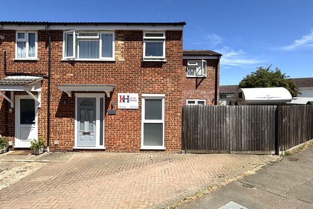 4 bedroom end of terrace house for sale