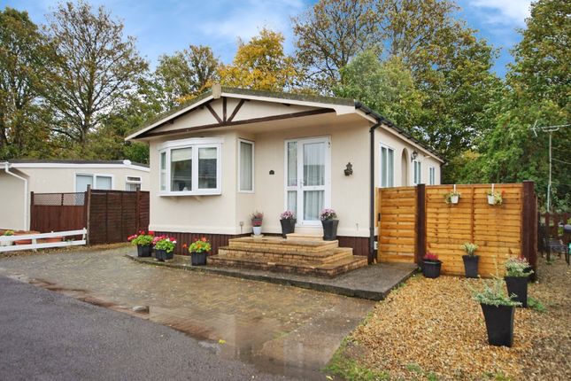 2 bedroom detached house for sale