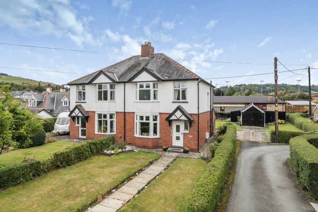 Hillfield, Llanidloes, Powys, SY18 3 bed semi