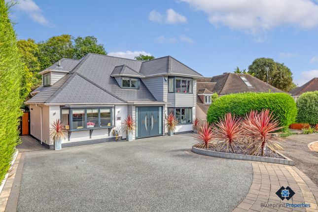 Hillwood Close, Hutton Mount CM13 4 bed detached house for sale