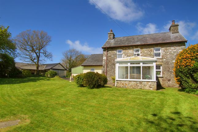Glynarthen, Llandysul 3 bed property with land for sale