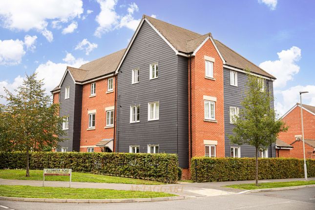 Ullswater Road, Crawley RH10 2 bed flat for sale