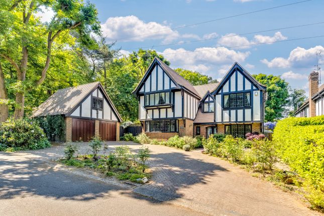 Bracken Lane, Oaklands, Welwyn... 5 bed detached house for sale