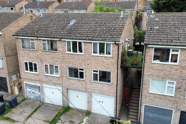 Beckett Court, Gedling, Nottingham 2 bed maisonette for sale