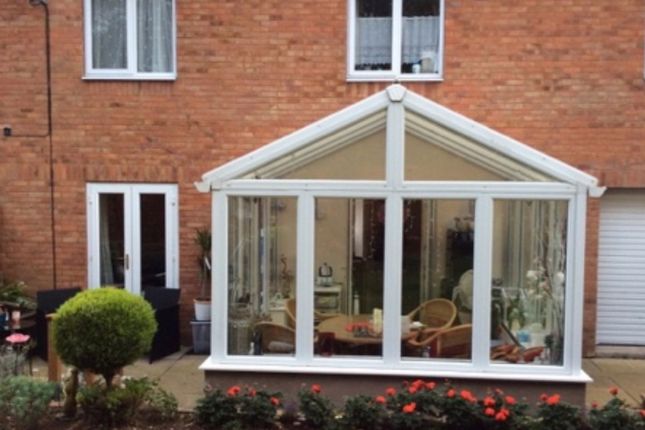 Ironmonger Court, Milton Keynes MK14 4 bed end of terrace house for sale