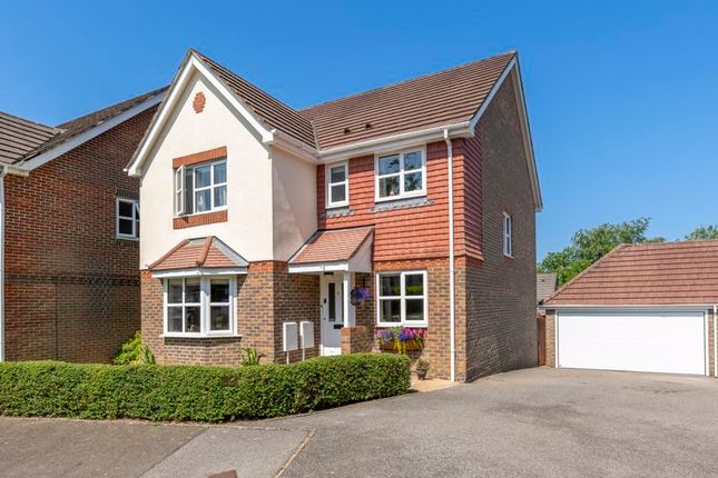 Pellings Rise, Crowborough 4 bed detached house for sale