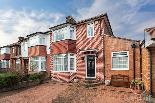 3 bedroom semi-detached house for sale