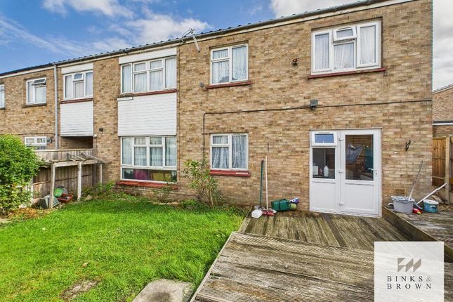 4 bedroom end of terrace house for sale