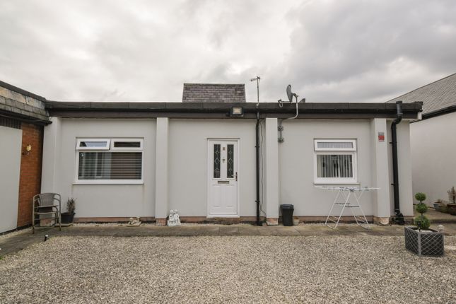 Albion Way, Blyth NE24 2 bed terraced bungalow for sale