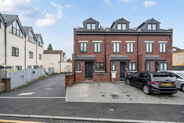 Victoria Park, Bristol BS15 3 bed end of terrace house for sale