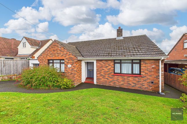 Alexandra Road, Crediton, EX17 2 bed detached bungalow for sale