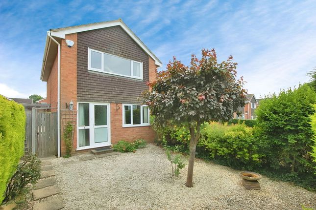 Kerstin Close, Cheltenham GL50 3 bed detached house for sale