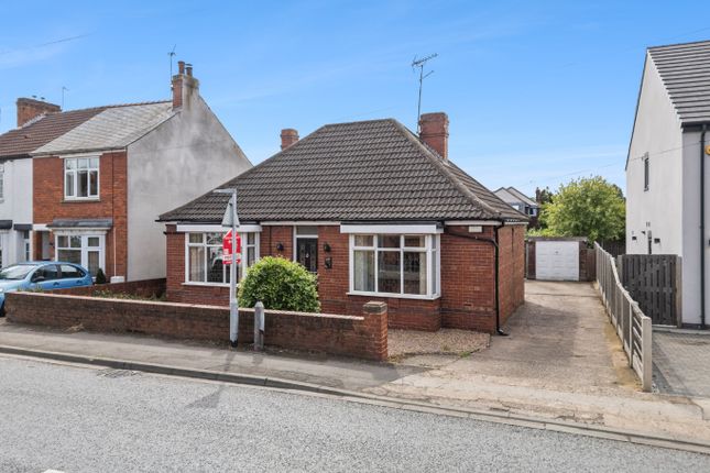 Watch House Lane, Doncaster DN5 2 bed detached bungalow for sale