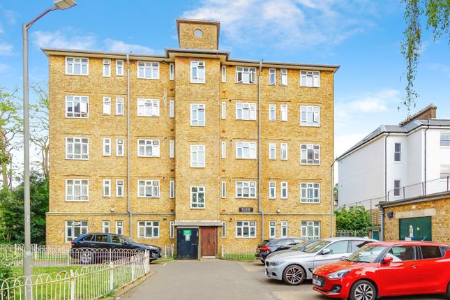 3 bed flat