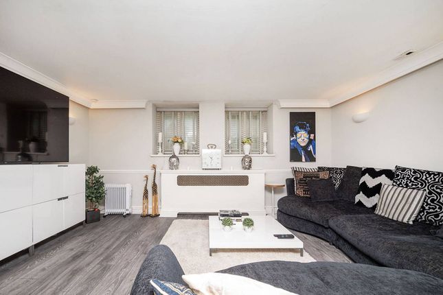 Edith Grove, Chelsea, London, SW10 2 bed flat for sale