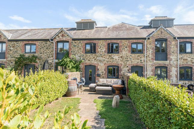 2 bedroom barn conversion for sale