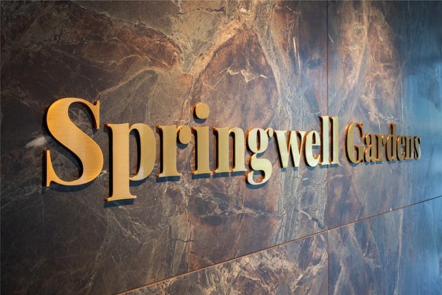 168 Springwell Gardens, Whitehall... 1 bed apartment for sale