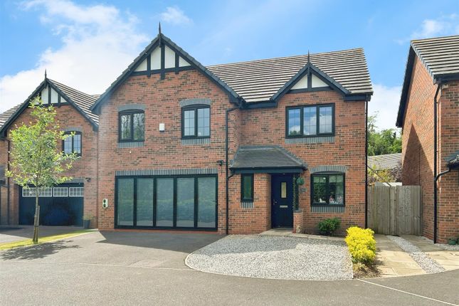 Forge Wood Close, Congleton 5 bed detached house for sale