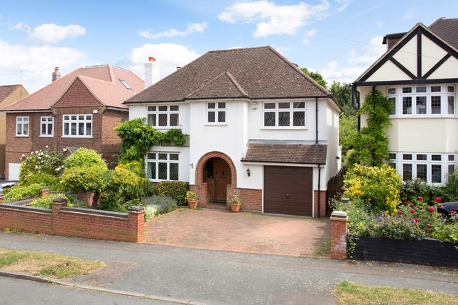 6 bedroom detached house for sale