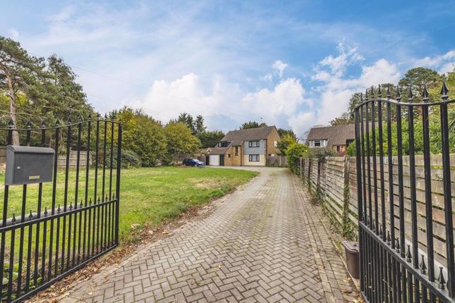 Stoke Poges Lane, Stoke Poges 4 bed detached house for sale