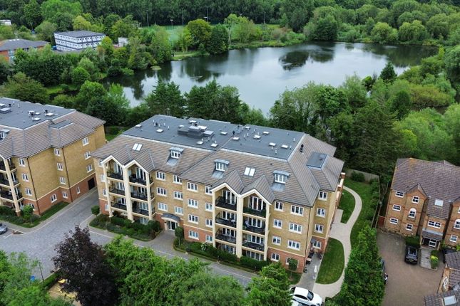 Wharf Lane, Rickmansworth... 2 bed apartment for sale