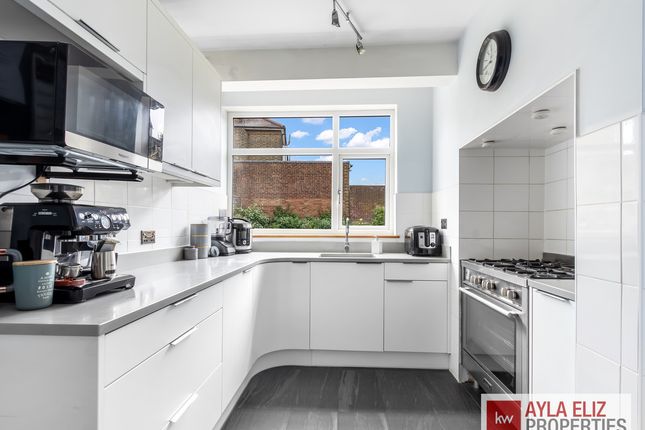Westview Crescent, London, Enfield 5 bed semi
