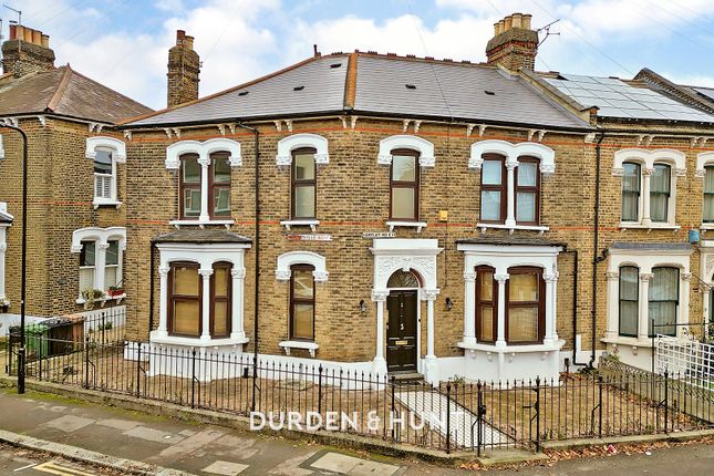 Hartley Road, Leytonstone E11 3 bed end of terrace house for sale