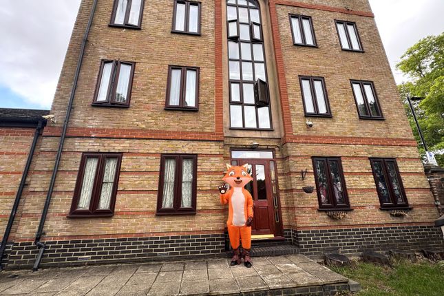 Tollgate Road, Beckton, London, E6 1 bed flat for sale