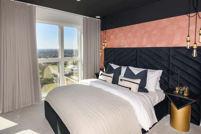 3 bedroom flat for sale