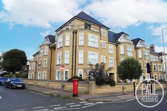 Kingswear Court, Rectory Road... 2 bed apartment for sale