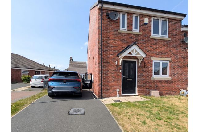 3 bedroom end of terrace house for sale
