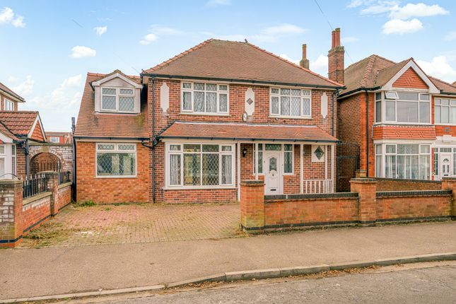 Hoylake Drive, Skegness PE25 3 bed detached house for sale