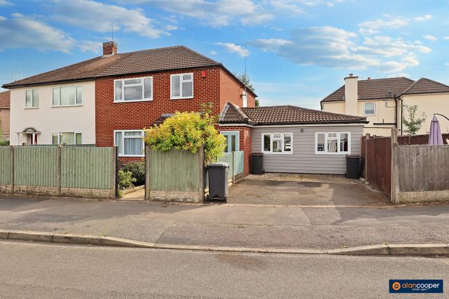 4 bedroom semi-detached house for sale